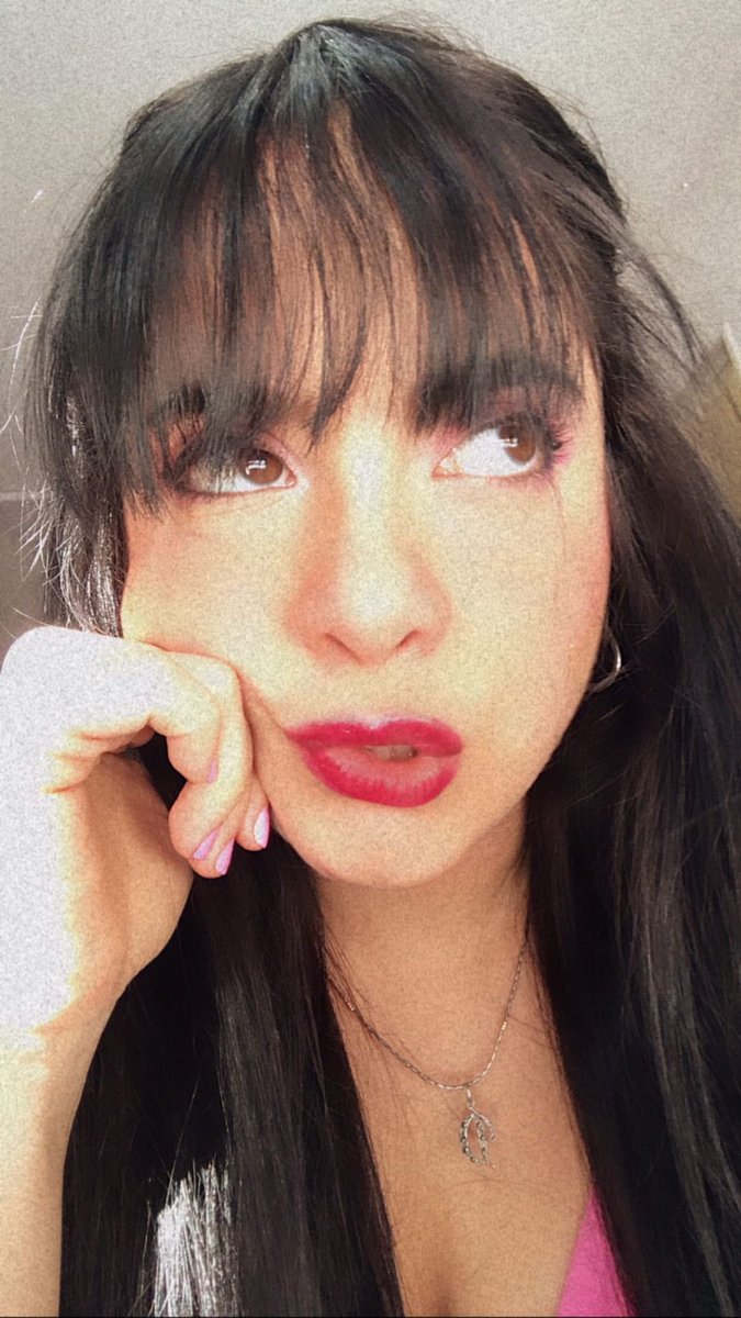 duquesaqueen1's tweet photo. 👁 👄 👁 https://t.co/FQDqv01eMZ