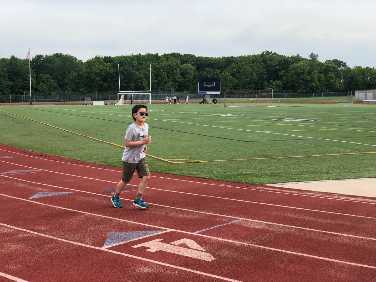 LogOff_LaceUp's tweet photo. Way to go Cayden &amp; Family from #bemisthinkers ! @BemisBearsPE 🥳👌🏼 https://t.co/TT5SGePa64