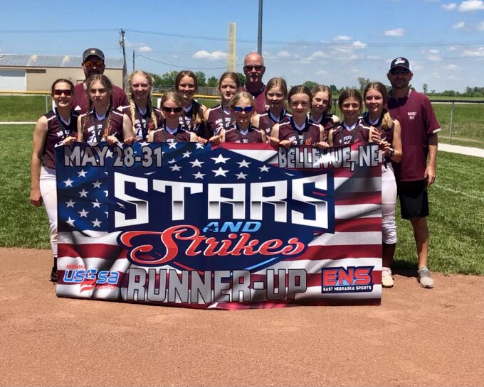 HeatWaverly's tweet photo. Our 12U team closes out the long weekend with a runner up finish in Bellevue at The Stars and Strikes tournament after 10 games over 4 days. And Lexi sent one out for her 3rd home run of the season Saturday. Gonna need to buy more 🥎 coach!! Congratulations ladies!! https://t.co/O9rnhjEgUw