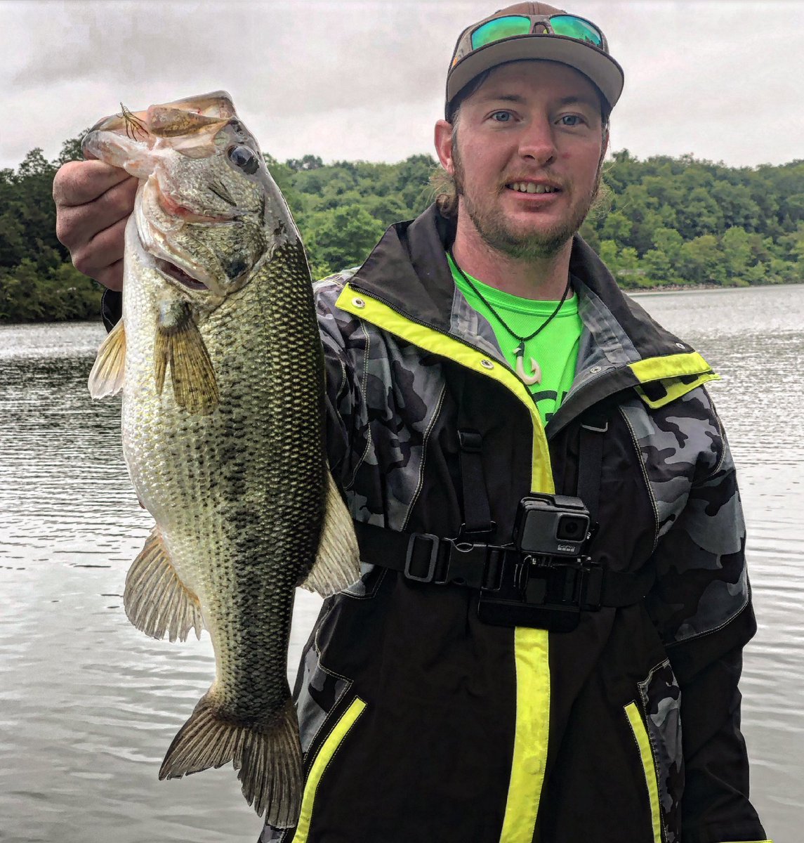 BassnupMoffitt's tweet photo. Chunk from the other day!! #bassfishing #bigbass #fishing #enigmafishing #wootungsten https://t.co/vEFHqUkXjd