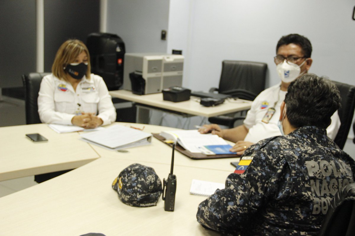 Visipol_MIJP's tweet image. En el Marco del proceso de reestructuración del CPNB, la Dirección General del Servicio de Policía, realizó encuentro con la Jefa de la Brigada de Protección y Asistencia a víctimas, Testigos y demás Sujetos Procesales; la Comisionada Jefa Ana Pavón. 

#SemanaRadicalConciente