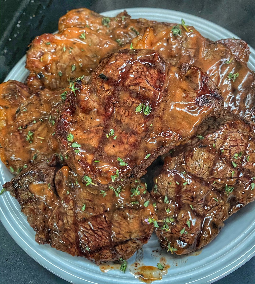 Chef Andrew Gruel on Twitter "Rub eyes line the bottom, filet is the