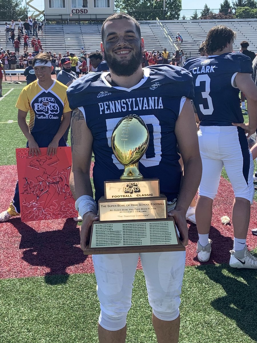 CoachBrettMyers's tweet photo. So proud @brock_welsh74 for competing today @psfcabig33 he is the 22nd representative of Middletown Blue Raiders football to take part in this event. 2nd in past 5 years.  #workinghardcomeoutandseeus https://t.co/kioJPOVNgw