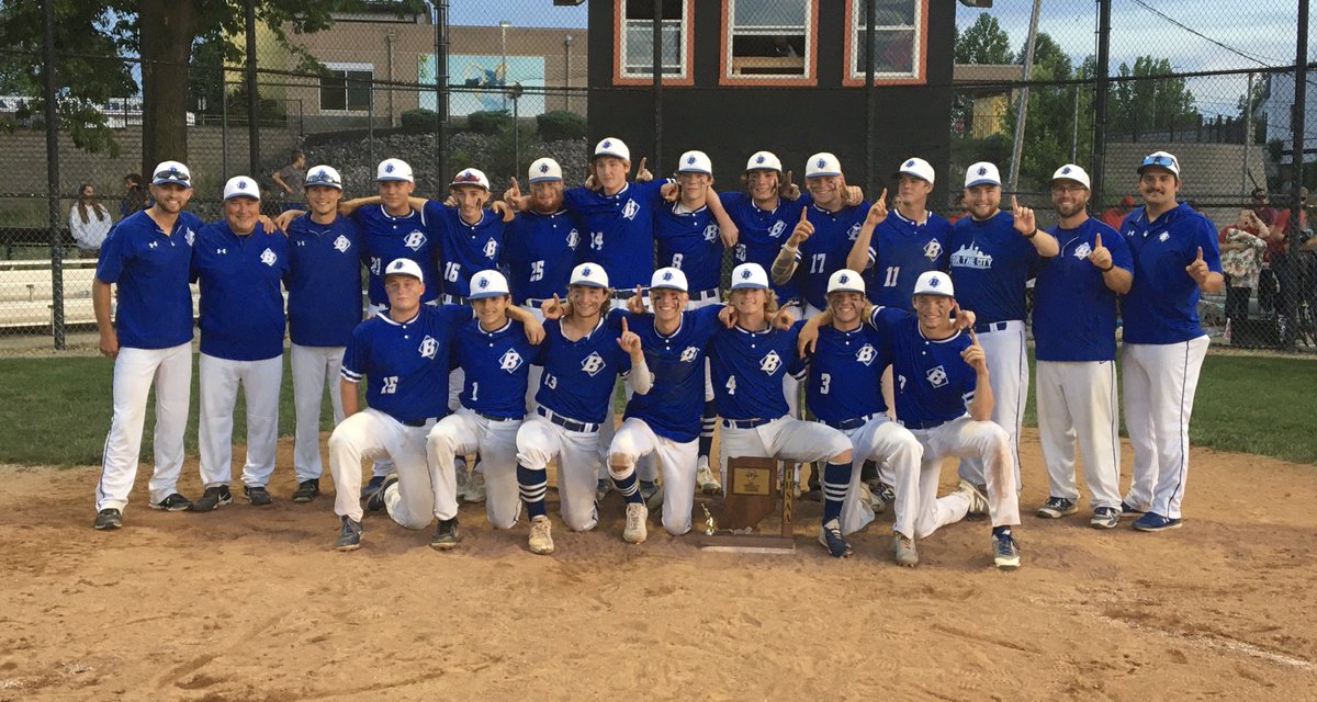 Sectional Champs!
Batesville defeats Connersville 9-3.