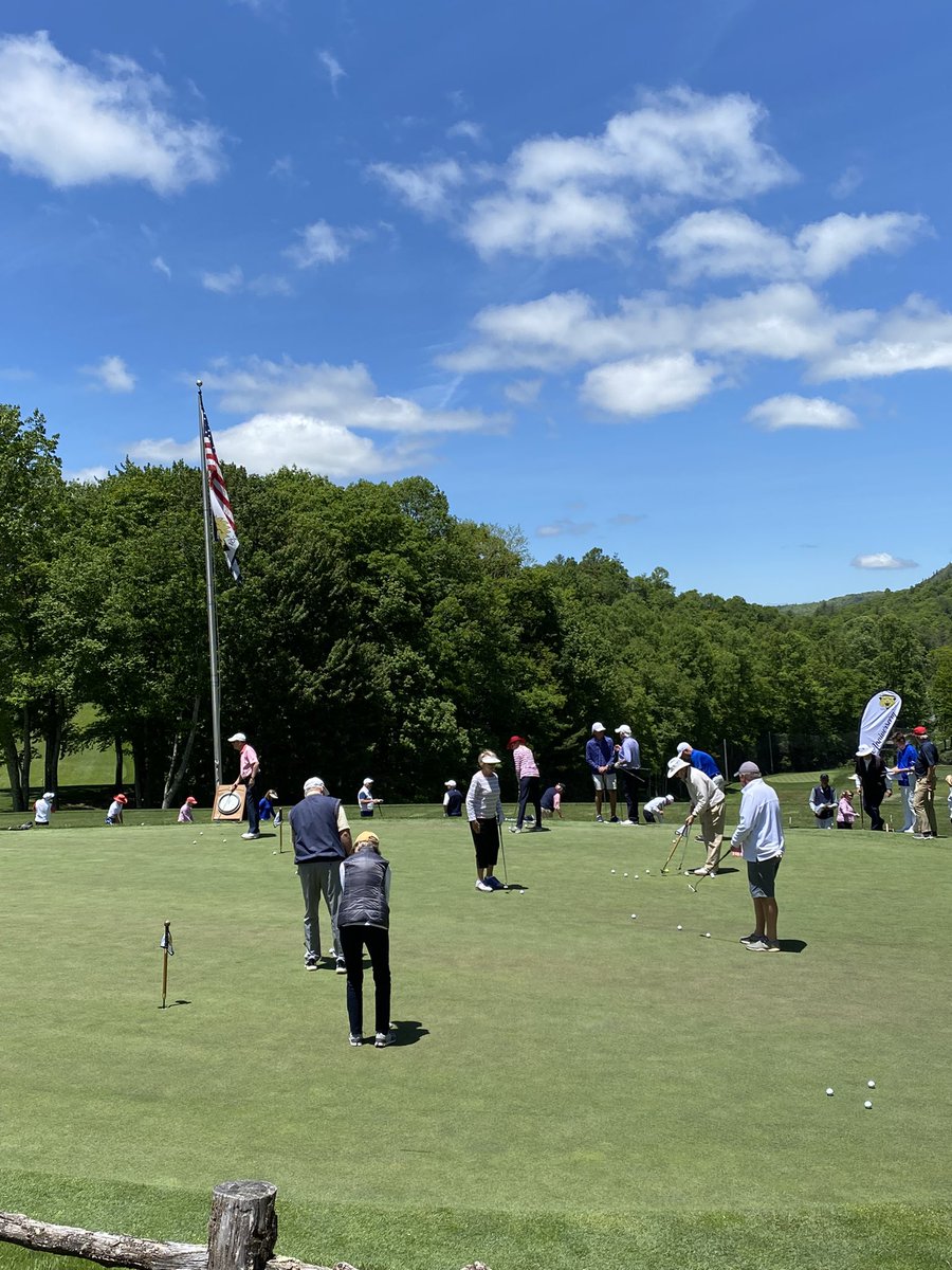 KevinRinker's tweet photo. Had a great time at my first ever #WildcatCliffs #MemorialDay tournament. Fun times, lots of laughs, some food and a trophy #Highlands https://t.co/q9hiUrFsOO