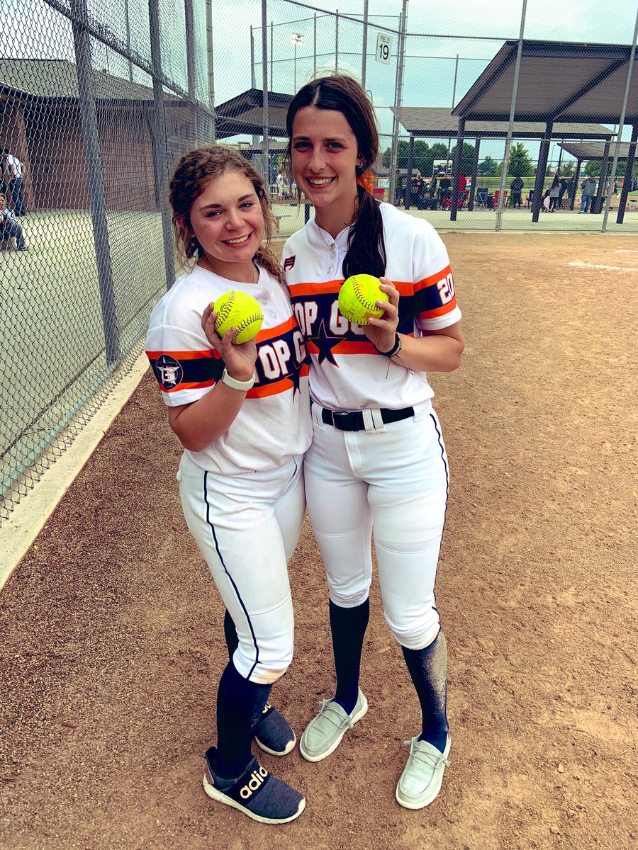 Pitchers having pitchers back is the best feeling! These two came out and earned a combined No-Hitter. 🙌🏽 Proud of our pitching/catching staff this weekend!! 

2022: Taylor Howard 
@taylorh41294887 
2023: Avrey Reynolds
<a href="/AvreyReynolds/">Avrey Reynolds</a>