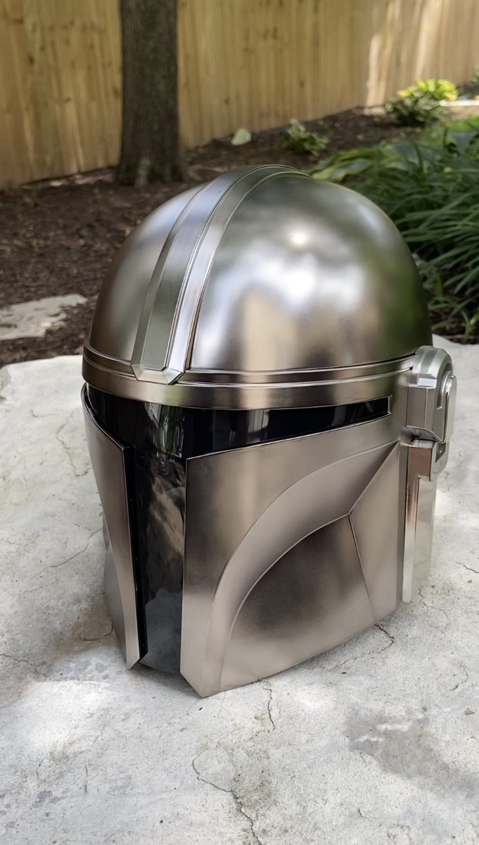 randouken's tweet image. Can we have the mask mandate back?