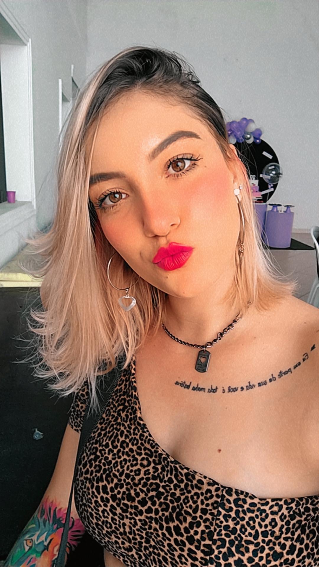 Crazy do Kerelion 🤡 on Twitter "Todas cm a mesma cara d cu, só que