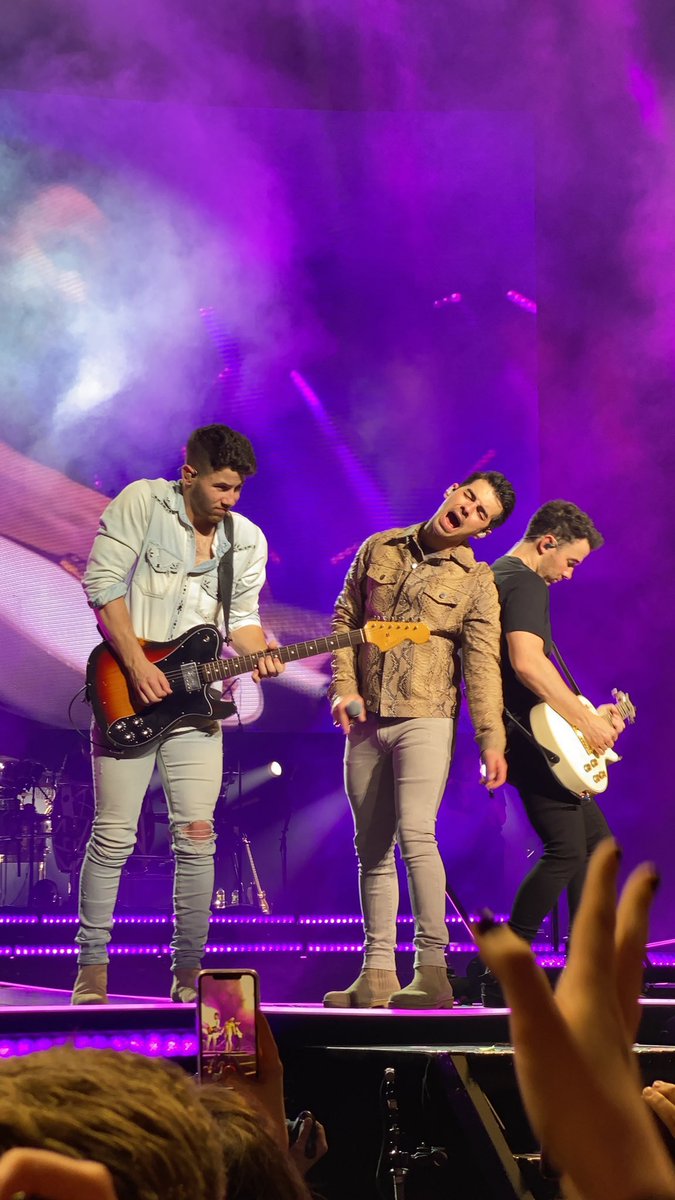 MaggieWithOJD's tweet photo. Just for fun Quote Tweet something the JoBros did in the past that you want to come back but probably never will? https://t.co/aRwBF3N2sg