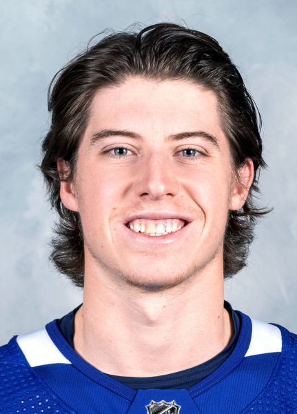 DecapApple's tweet photo. MISSING

Mitch Marner and Auston Matthews 
Last seen May 14th 
Allegedly stole $10m and $11m respectively from the leafs

If found, do not call us, we don't want them https://t.co/Qdb4S9aPZl