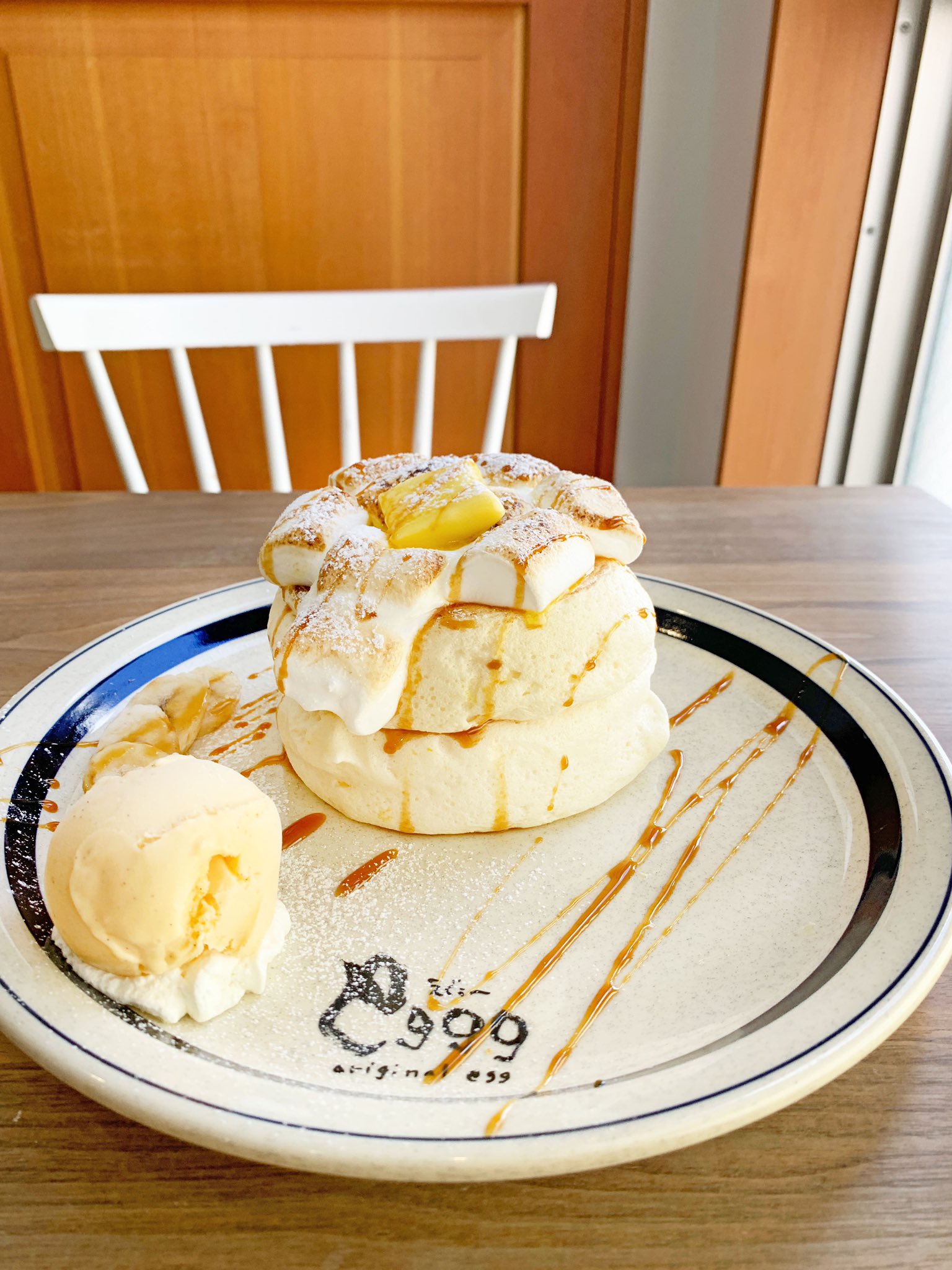 Eggg えー ギリギリで大変申し訳ございません 国分寺店の６月の期間限定パンケーキは ヤキマシュマロパンケーキ マシュマロはふわふわとろとろ バターとキャラメルの風味が最高に美味しいパンケーキです 味に飽きないようにバニラアイスと冷凍