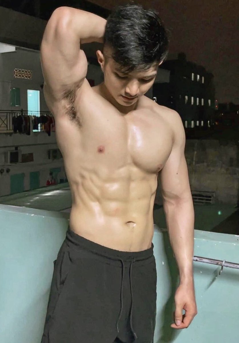 AsianMenX1's tweet photo. https://t.co/upIFjfiADM