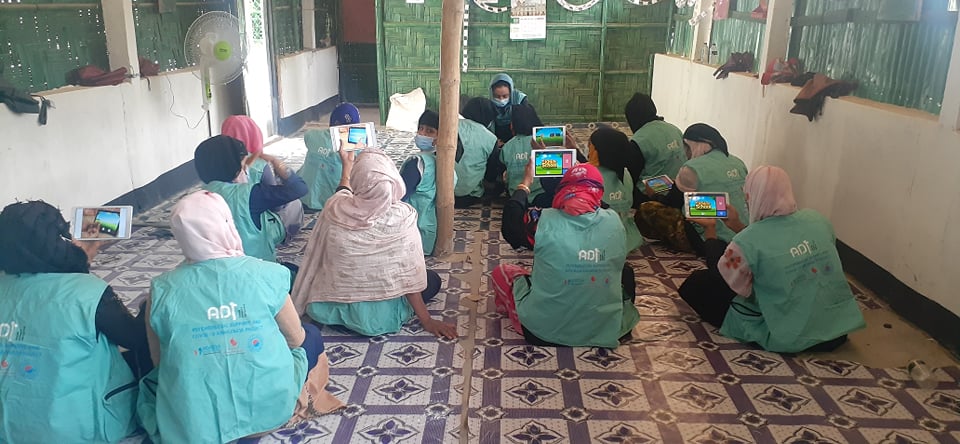 kitkitschool's tweet photo. Since this March, ADI (@AsianDignity), has been providing basic English and digital literacy education to a group of resilient women in the Rohingya refugee camp through #KitkitSchool!
Kitkit School provides the access to education where it's needed the most! https://t.co/nH65y71dVw