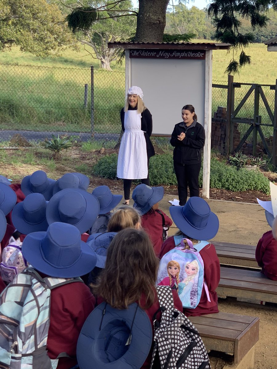 MsOLeary6's tweet photo. Two of our Year 1 classes visited the beautiful @wolstonfarmhouse yesterday, learning about daily life in times past. Real life learning in a fantastic setting. Thank you, Ms Lenihan and Miss Hole. Great job! @StBernardines https://t.co/FnN2QoA274