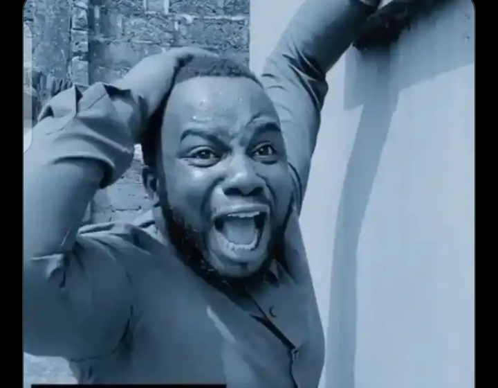 PessuGideon's tweet photo. @lifeofdickchan @ButhahKE @NtombiZw @someonesgirlfrd @JosephAtwaru @chris_schwagga @Miracleoml @ShidStag @ElonJosh2 @MathiasMpuuga @FungableUg Bros...which soap? Na lux or tura??? https://t.co/4zFK1G4Bry