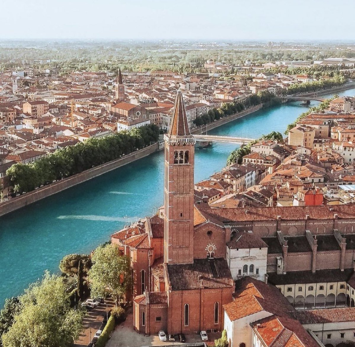 Buon 1º giugno 2021 da una #Verona di sole. Siamo ad un passo dall’estate. #1giugno #comeVorreiSapere