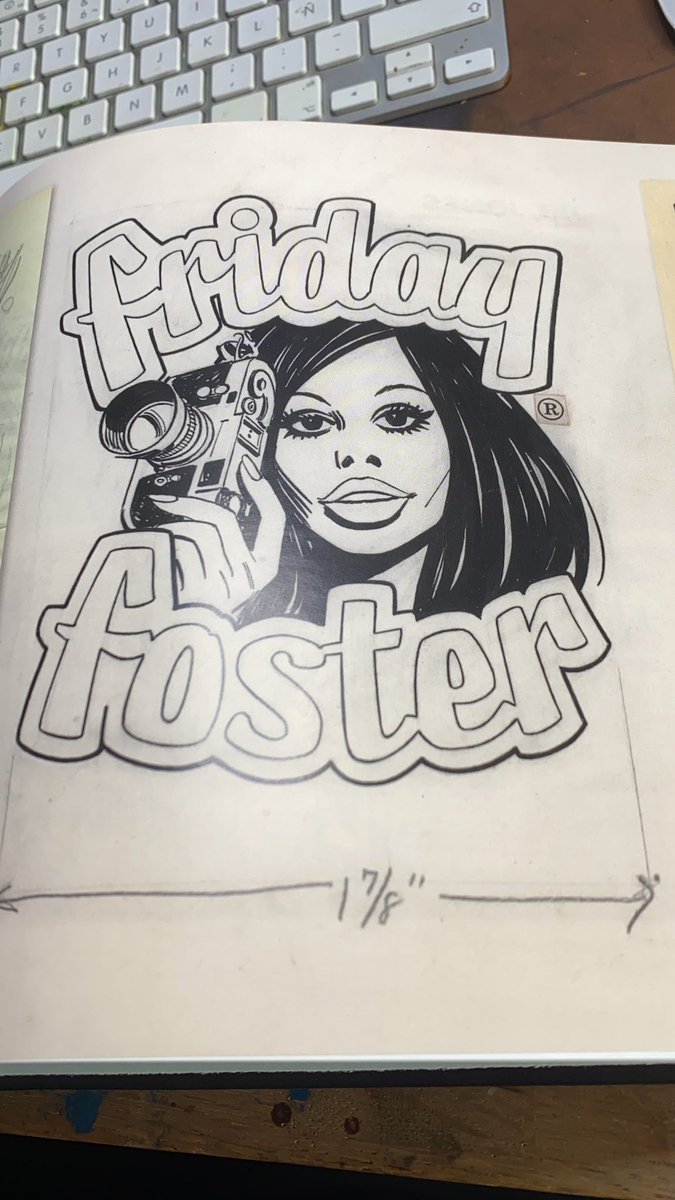 EXQUISITO PLACER de edicion, <a href="/OscarValiente_/">Oscar Valiente</a> <a href="/NormaEditorial/">Norma Editorial</a> de ese tesoro llamado FRIDAY FOSTER, del genio Longaron. Puro sixties con su poquito de black power. Una rareza hispanoharlem imposible de olvidar.