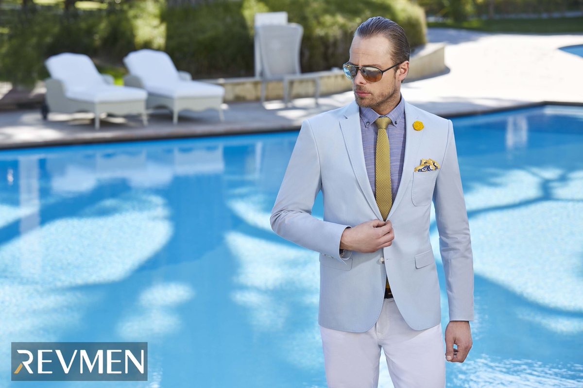 revmenofficial's tweet photo. Haftanın kombini … 💯 #revmen https://t.co/KhYLw1tyzA