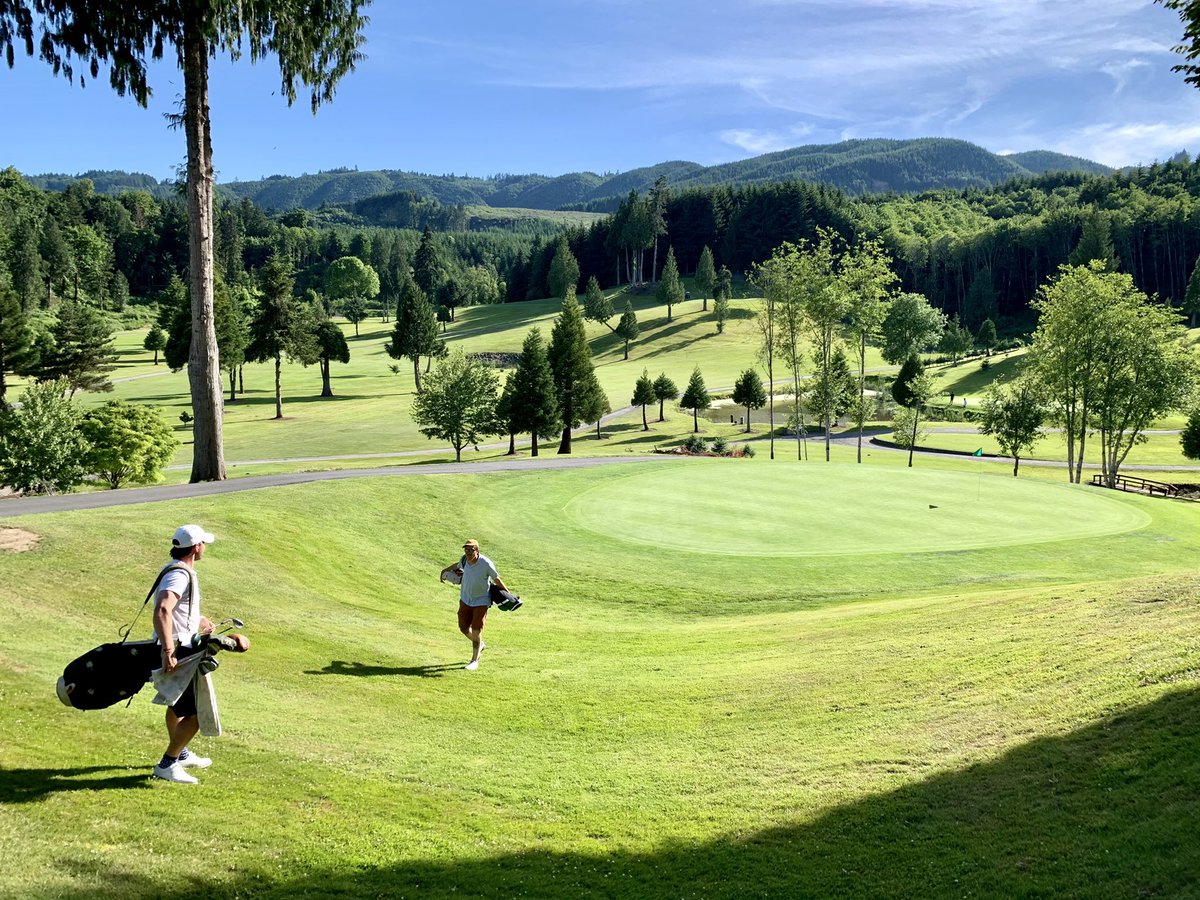 Great day for a <a href="/GolfersJournal/">The Golfer's Journal</a> pop-up!