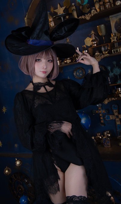 コスプレイヤーイズ氏のTwitter画像14