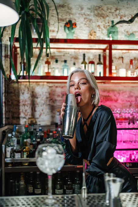 кто оставляет комментарии у нас на канале, у того всегда качественный секс. отвечаю👌🏽😏  https://t.co/H1WxVyGdGC<a href="/tag/tonplace"class="tags"><span>#tonplace</span></a>