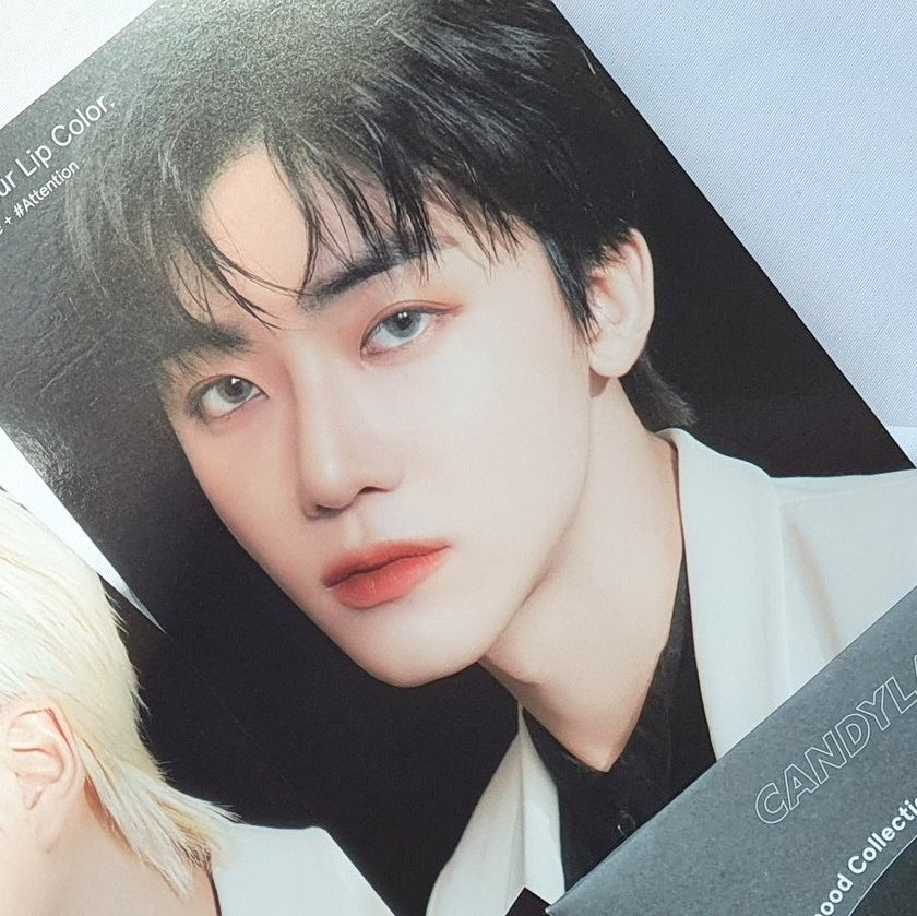 จึ้งมาก ตุ๊กตากระเบื้องเคลือบรึป่าวคะเนี่ย 😭