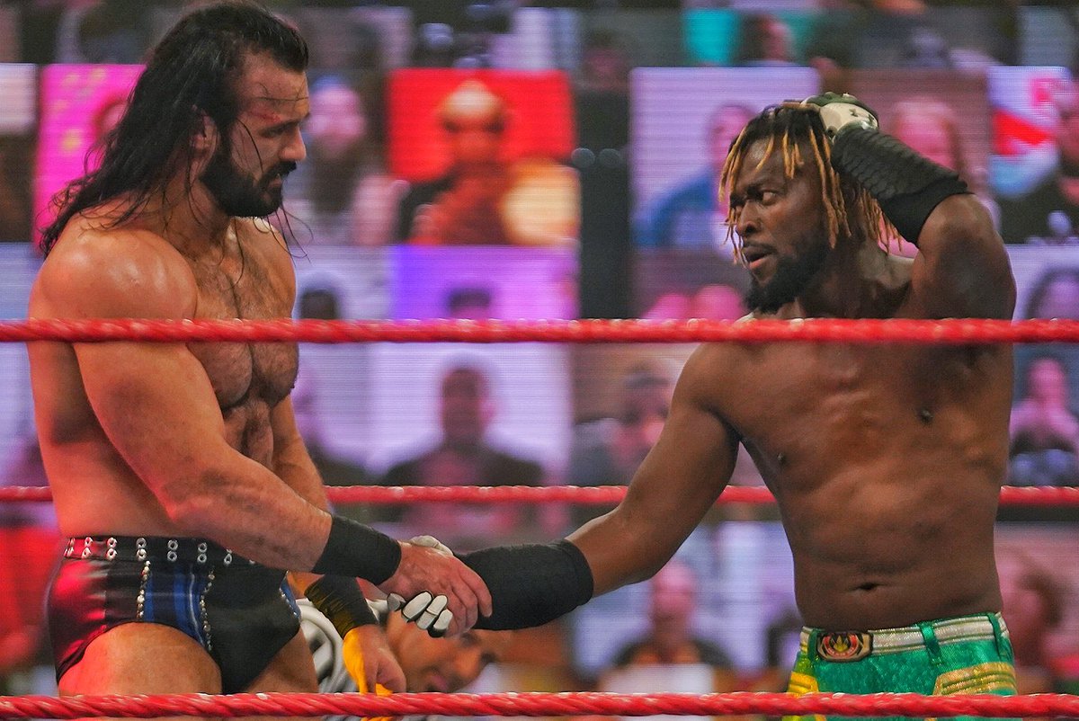 DMcIntyreWWE's tweet photo. Thank you brother 👊🏼 https://t.co/HgcZbvo3yM