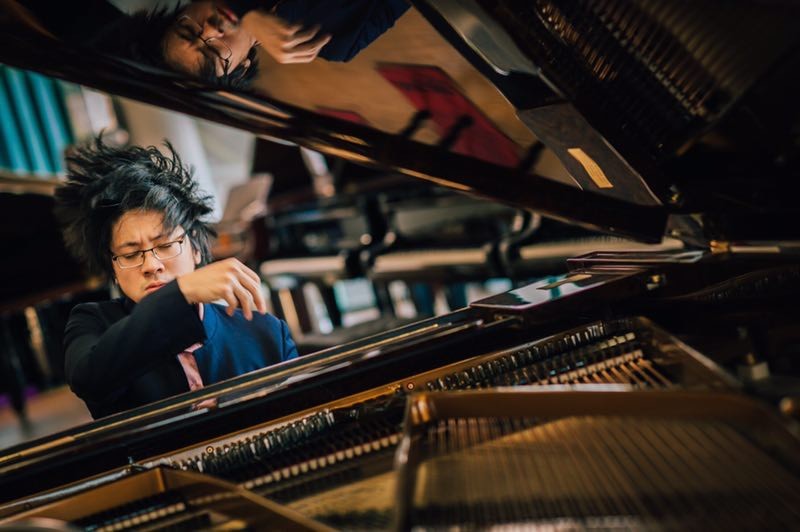 Angela Moles (@angelamoles1) on Twitter photo Come and hear me talk about how ecosystems are responding to climate change and hear beautiful classical music from Luu Hong Quang (pictured, piano), Regina Buenaventura (violin) and Marcus Chun (guitar). 16 June, City Recital Hall, free. <a href="/UNSWScience/">UNSW Science</a> cityrecitalhall.com/whats-on/event… Come and hear me talk about how ecosystems are responding to climate change and hear beautiful classical music from Luu Hong Quang (pictured, piano), Regina Buenaventura (violin) and Marcus Chun (guitar). 16 June, City Recital Hall, free. <a href="/UNSWScience/">UNSW Science</a> cityrecitalhall.com/whats-on/event…