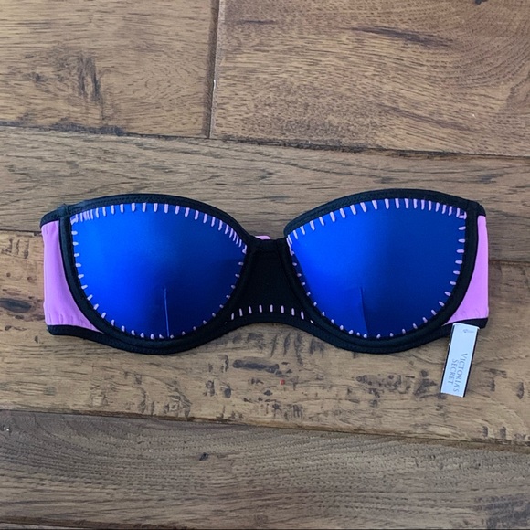 jess_0827's tweet photo. So good I had to share! Check out all the items I'm loving on @Poshmarkapp #poshmark #fashion #style #shopmycloset #victoriassecret #insanfrancisco: https://t.co/LDdkbD9E9x https://t.co/Se2p5EXrEH