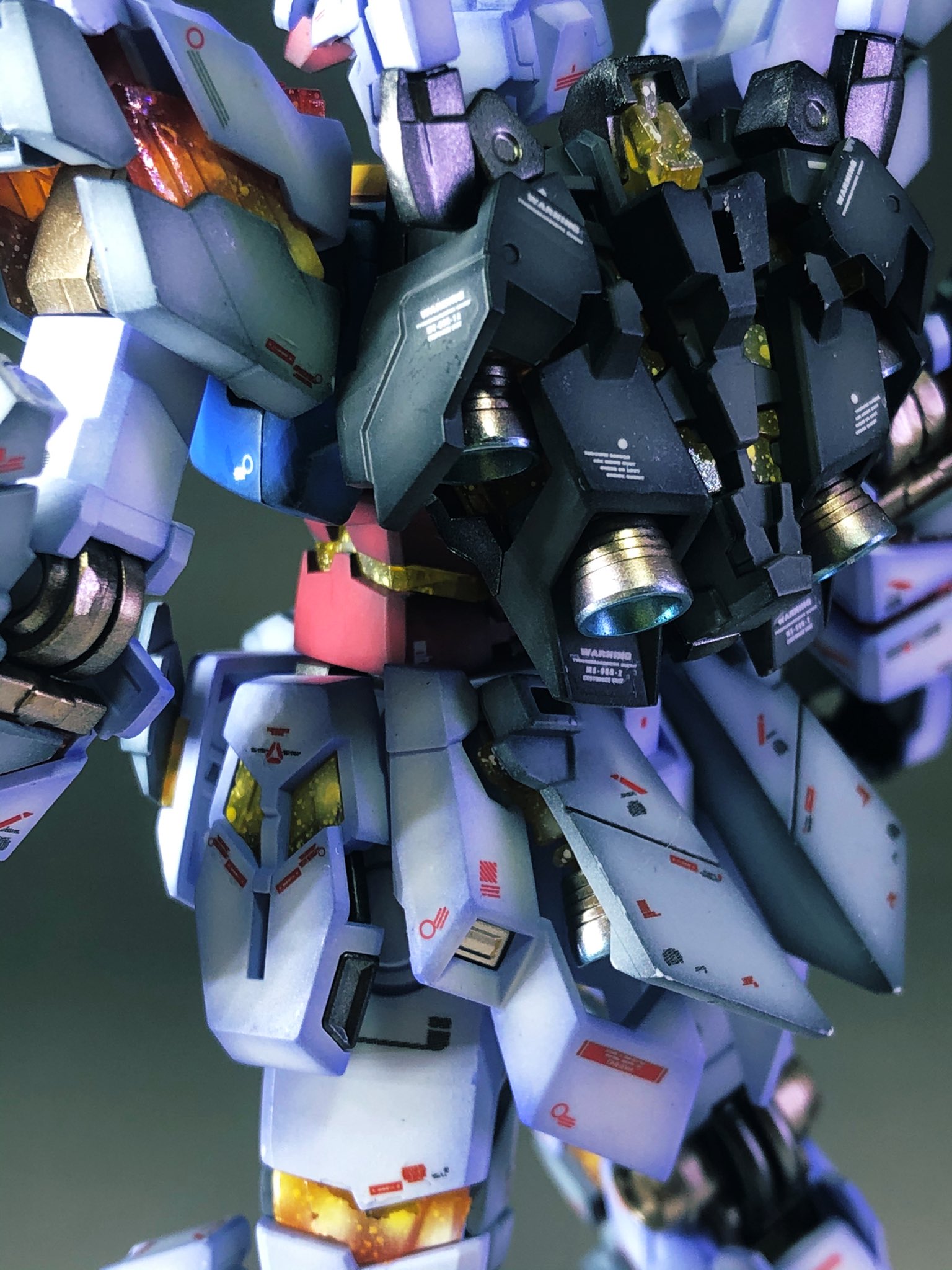 めおぷら Meoto Gun Pla Rx78カラーのユニコーンガンダム 背部アームドアーマーを外した姿 シンプル だけど こっちのほうがガンダム感出ますね ユニコーンガンダム Rx78 ガンプラ Gunpla ガンプラはどんな自由な発想で作ってもいいんだ T
