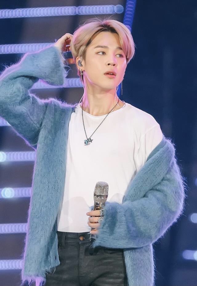 Jika kamu suka lagu-lagu Indonesia dan mau punya teman baru, kamu harus segera bergabung dengan kami!
Kami adalah komunitas menyanyi paling menghibur untuk Gen Z di Indonesia! Kamu pasti suka!chat.whatsapp.com/ECT1rTW68aoIoC…