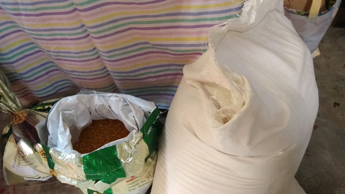 thebengalorg's tweet photo. "Giving is not just about donation, it is about making a difference". Our thanks to Ghanshyam Sarda ji for contributing 150 kgs of rice and 50 kgs of dal to Lotus Rescue. The staples are being cooked at Panpur Kakinara.
#CovidRelief #Kolkata #Rahaat @FoundationPK https://t.co/YL03jZVcs8