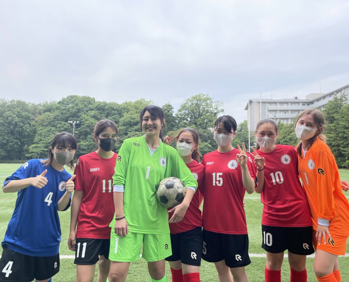 冨澤拓海 V Twitter 国際基督教大学女子サッカー部にrobey Sportswear Robey Jp のユニフォームを採用していただきました 今度語学を教えてもらいに行こ オランダから商品を輸入し日本で加工を行うため多少時間はかかりますが かなりお安くご提供できますので是非