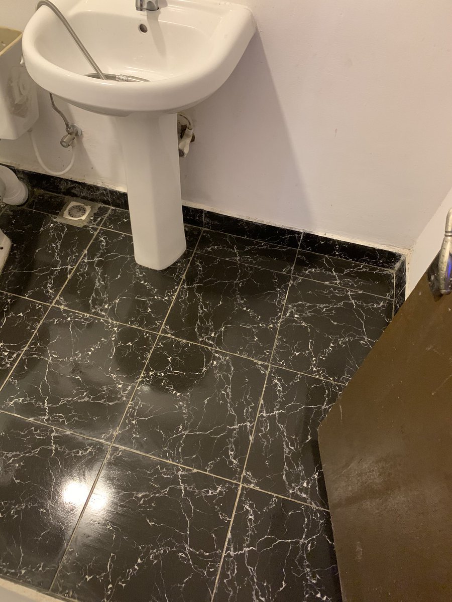 AwayDirt's tweet photo. Happy new month to all our clients and those who refer us.we say thank you🙏. 
We are still available to handle your cleaning,all at affordable prices.kindly check our before and after transformations
Kindly Retweet #AbujaTwitterCommunity #Abuja #kapitalplug https://t.co/Jye4wX8rUw