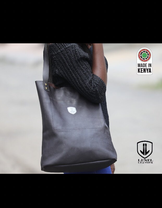 LenelLeather's tweet photo. Upholstery leather tote bag #KenyaMilele #yurop #MadarakaDay #fashion #leather #designer @StateHouseKenya #Vision2030 https://t.co/24VLKRi8Sp