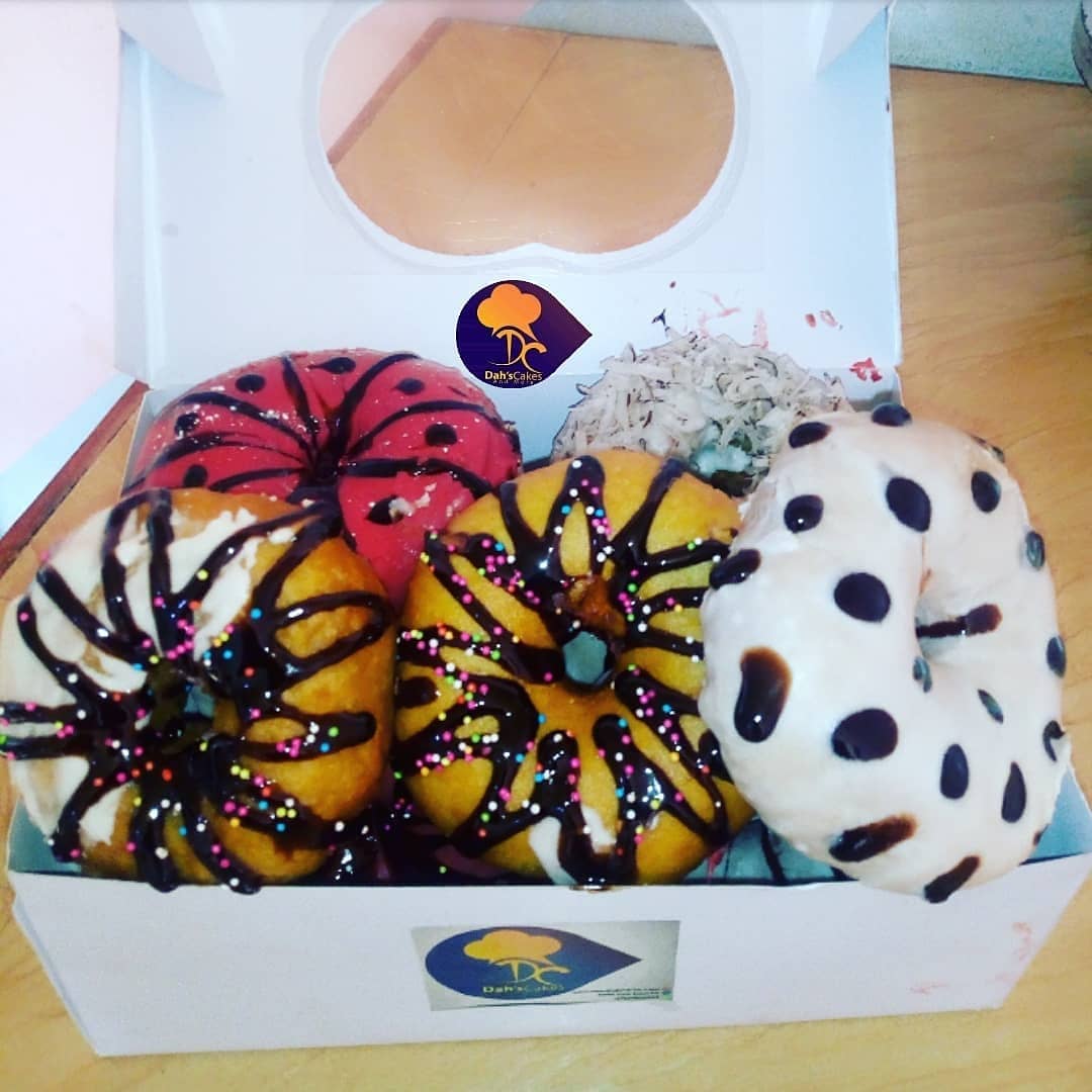 BaucheFaith's tweet photo. #glazedonuts #filleddonuts will be available on Friday who is game?😁 https://t.co/9XdfrGdk3Q