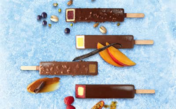 Un frisson d'été tout droit sorti d'un rêve Dans cette collection, l'un souffle le plaisir du froid, l'autre celui du chocolat, tant et si bien que cette rencontre était une évidence. Cette histoire adorée en 2019 refait surface.... | #chocolat #chococlic chococlic.com/Un-frisson-d-e…