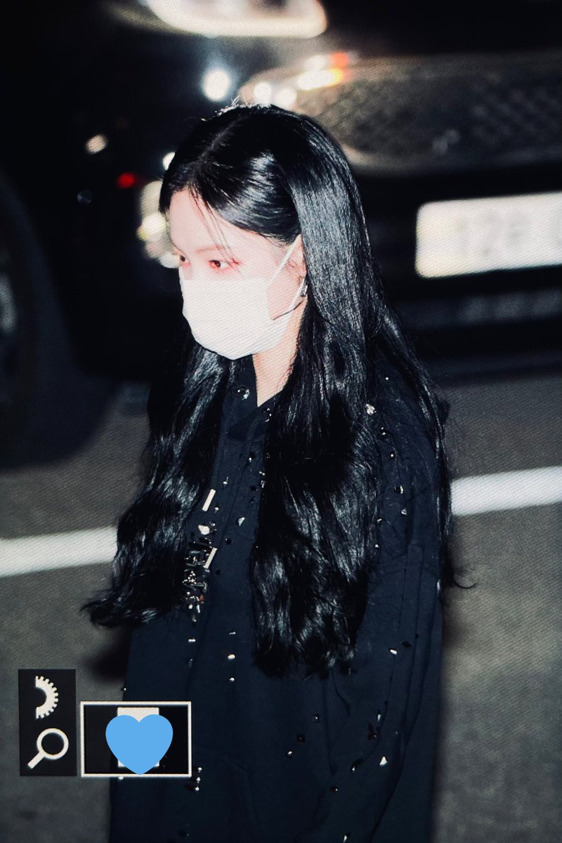 biteoff_kr's tweet photo. 210601 
#aespa #æspa #에스파
#KARINA #카리나 https://t.co/4xjXKMhu9y