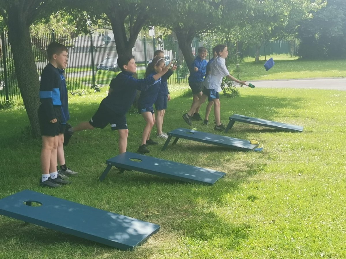 bishopgalvin's tweet photo. Day 2 with @RdyStdyThrow...
Some action shots from 5th class 😁 https://t.co/YXOBP0yJTk