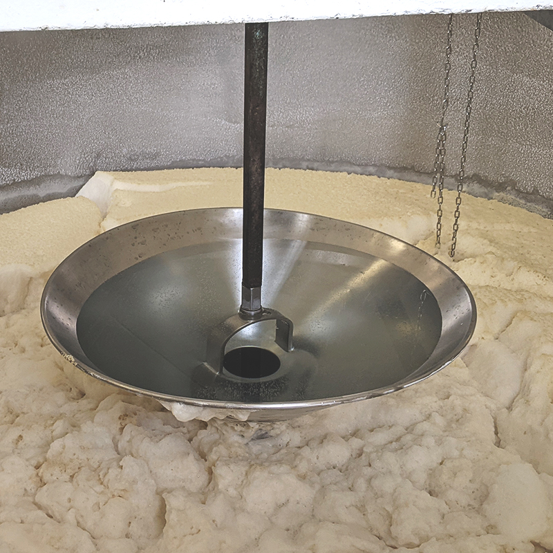 We are back from the lovely Bank Holiday weekend, fresh and ready to brew! 🍺

Here's a sneak peak of the fermenting tuns 👀

🔵 #SussexBestBitter
⚓ #Armada
🗺️ #IPA

#TuesdayBrewsday