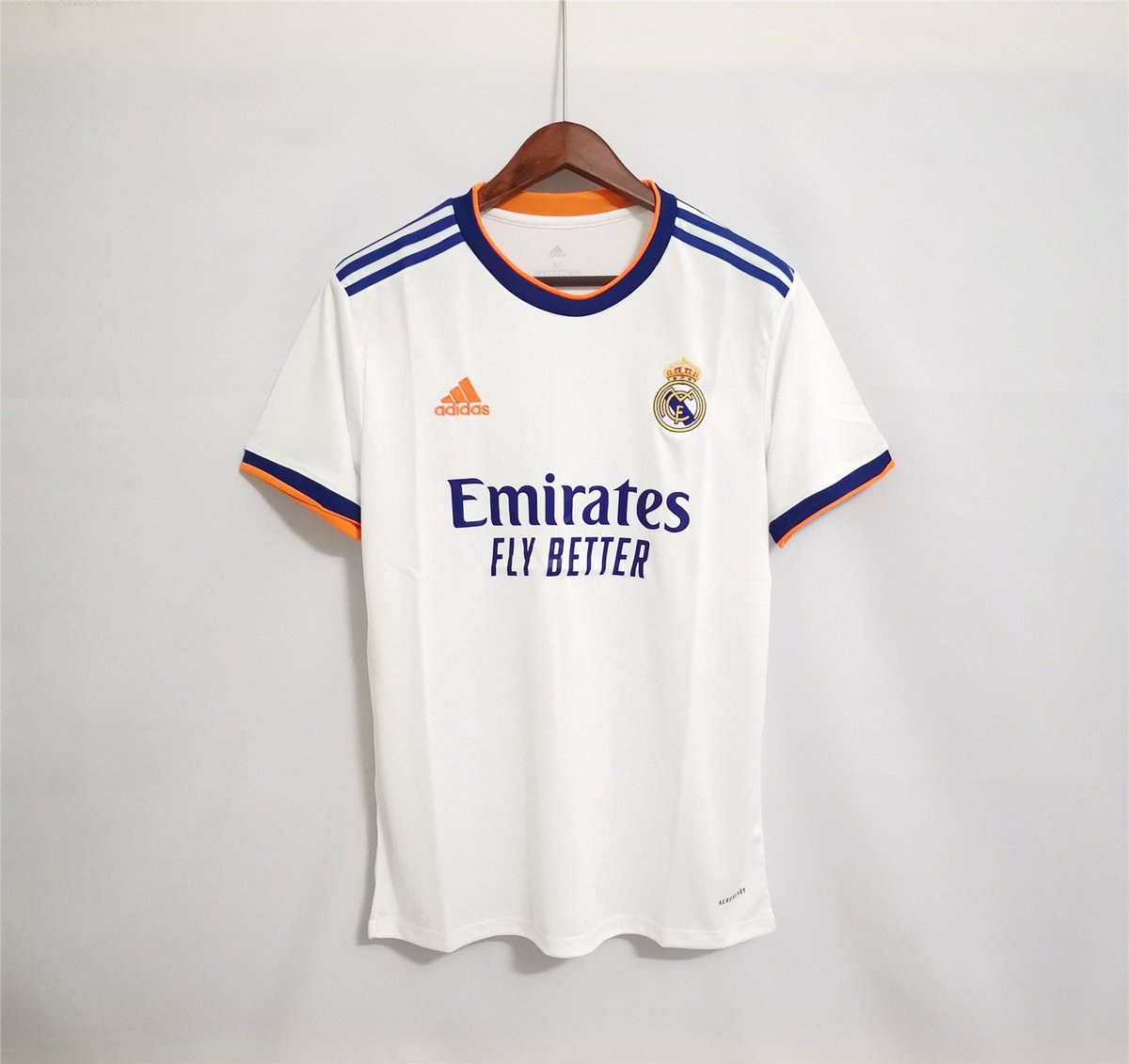 SORTEO INTERNACIONAL 🌏

SORTEO DE 2 CAMISETAS DE LA NUEVA TEMPORADA 🤍

Requisitos: 

1- Dar RT a este tuit. 
2- Seguir a <a href="/MadridismoreaI/">Real Madrid Fans 🤍</a> y a <a href="/Mundo_Jerseys/">Mundo de Camisetas</a> ❤️

🏆 2 ganadores 🤩

🗓 el ganador se dará el 10 de Junio 

¡SUERTE A TODOS! 🍀