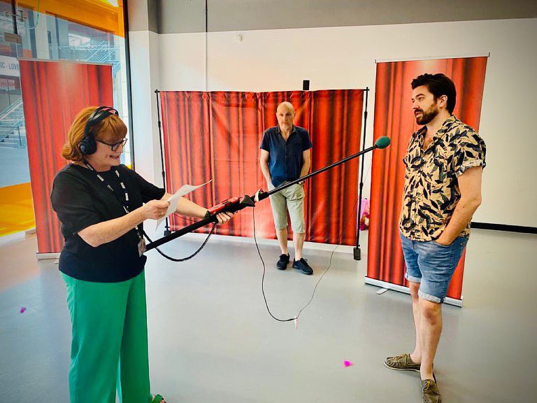 StephenFletchUK's tweet photo. BBC Radio Merseyside from 3ish today. All things #popuppantoliverpool with #HelenJones @JamieJCJay @mikefletcher05 @miarosemolloy @lewypryor @laughwithcathrice #liamTobin @bbcmerseyside @helenjonesradio @LivEveryPlay @lmauniofficial @MayorLpool https://t.co/U8zplje2YL