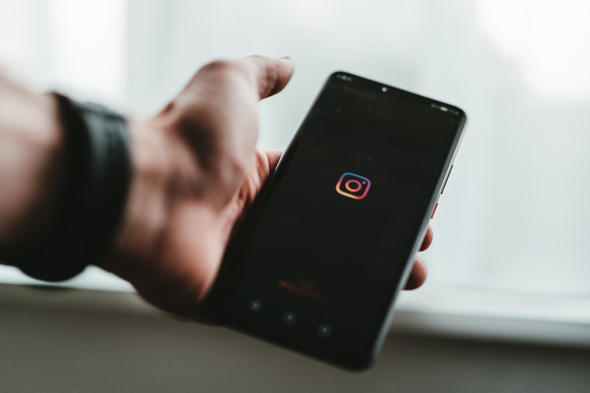 CrescatDigital's tweet photo. What's working on #Instagram in 2021, &amp; which elements should you be adding to your Instagram marketing approach? 📱

From carousel posts to caption length, here are the key trends &amp; shifts in Instagram user engagement: https://t.co/q0FBsghQvX

@socialmedia2day #TuesdayThoughts https://t.co/2LKmnr7aYv