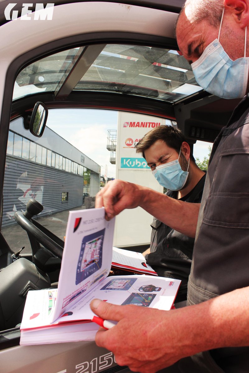 gemmanutention's tweet photo. 📸 Retour en image sur ces 3 jours de formation dans notre agence de Villenave D'ornon avec #Manitou😍

Nos techniciens étaient ravis ! Merci à Alexis OGER pour cette #formation !

#formationprofessionnelle #Concession #technicien #mécanique #GEM #Bordeaux #NouvelleAquitaine https://t.co/E9dTQJKYGn