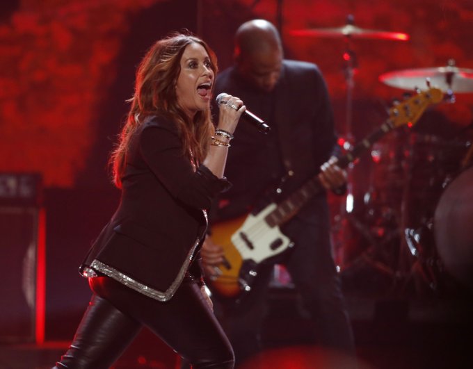 You, you, you oughta know it\s Alanis Morissette\s birthday! Happy birthday, Alanis! (Reuters) 