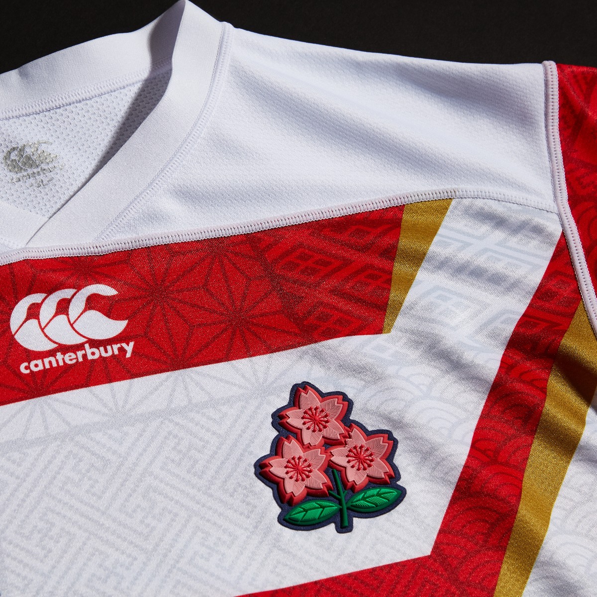 #WIN the official <a href="/JRFURugby/">Japan Rugby</a> pro jersey for you and a mate! 

This June the Brave Blossoms face <a href="/lionsofficial/">British & Irish Lions</a> in a home match - ahead of the SA Tour 2021.

HOW TO ENTER

🌸 FOLLOW @canterburynz
🌸 RT &amp; LIKE this post
🌸 TAG a mate in the comments

Get entering and good luck!