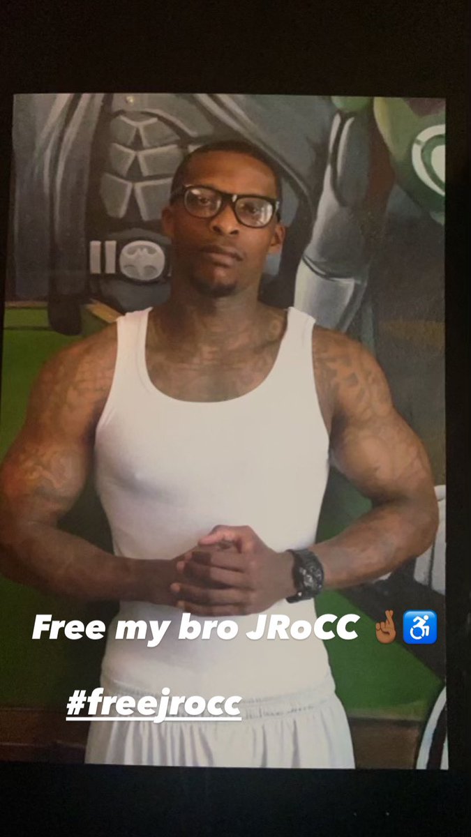 Yung_Naduh's tweet photo. FREE MY BROTHER JROCC CUH π€πΎβΏοΈ #freejrocc https://t.co/egd4LooL5p