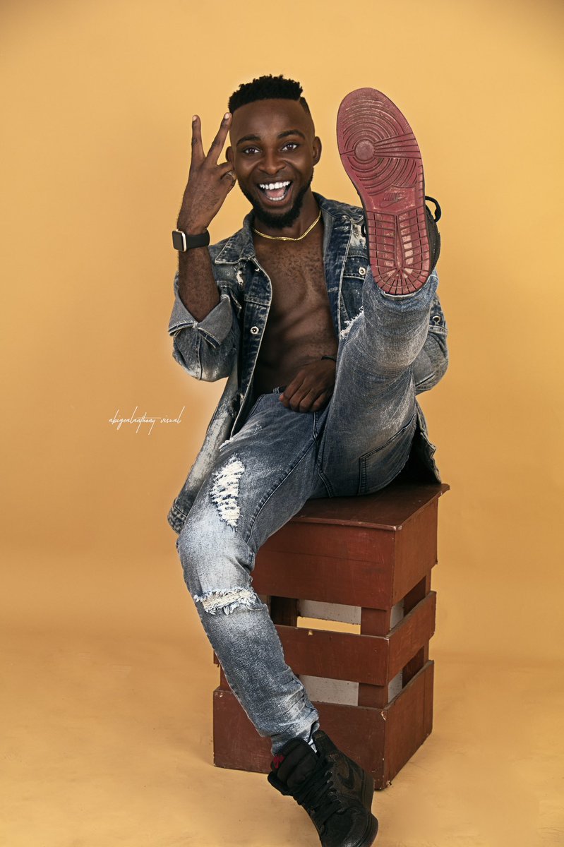 IamDJMAXWELL's tweet image. HAPPY NEW MONTH FamZzz

Its our Month to EXCEL in all Ramification of LIFE...Dj Maxwell Cares

#WeMakingProgress #GiantSlayer #SugarBoi #DjTohBadt