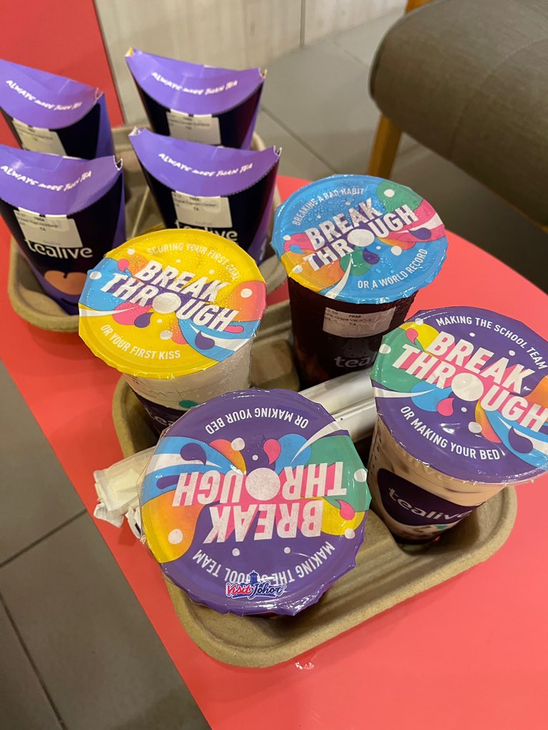 visitjohor_'s tweet photo. Aaaa tak sabar nya esok Tealive didatangkan dengan 3 menu baru! Antara 3 ni, fav admin tentunya Grape Velvet Smoothie with Coconut Jelly https://t.co/QWGqsIhnI6