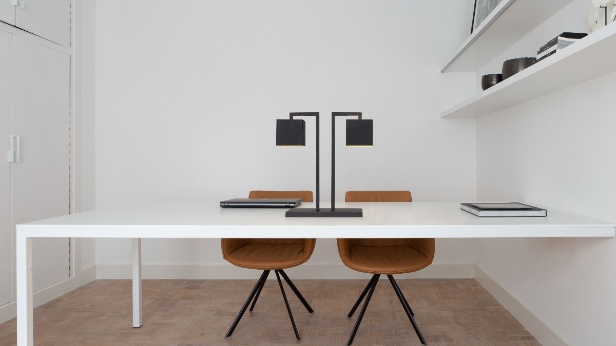 Charrell_home's tweet image. Het is belangrijk om je werkplek goed te verlichten. 💡 Bij Atmooz vind je de verlichting die jij nodig hebt! Neem een kijkje op tinyurl.com/ny9rsx3y.
•
En die op maat gemaakte werkplek? Daar zorgen wij dan weer voor!